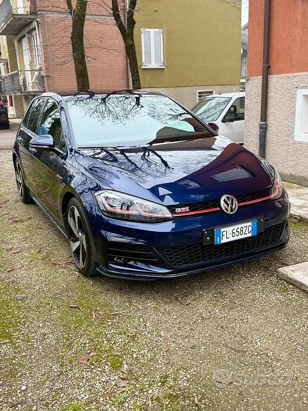 Usata VW Golf VII GTI 245 CV (180 kW) 2017 Blu Berlina