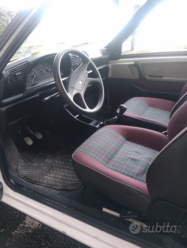 Usata Autobianchi Y10 1994 Bianco Utilitaria