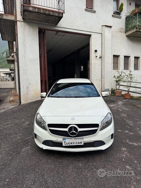 Usata Mercedes A180 Executive 109 CV (80 kW) 2016 Bianco Berlina