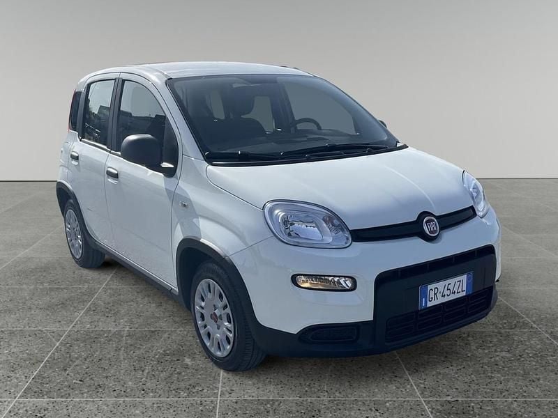 Bianco Usata 2024 Fiat Panda S Due volumi | 13.390 € (Buon prezzo) - Immagine 1/4