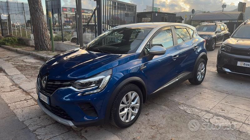 Usata Renault Captur Intens 95 CV (69 kW) 2020 Blu SUV