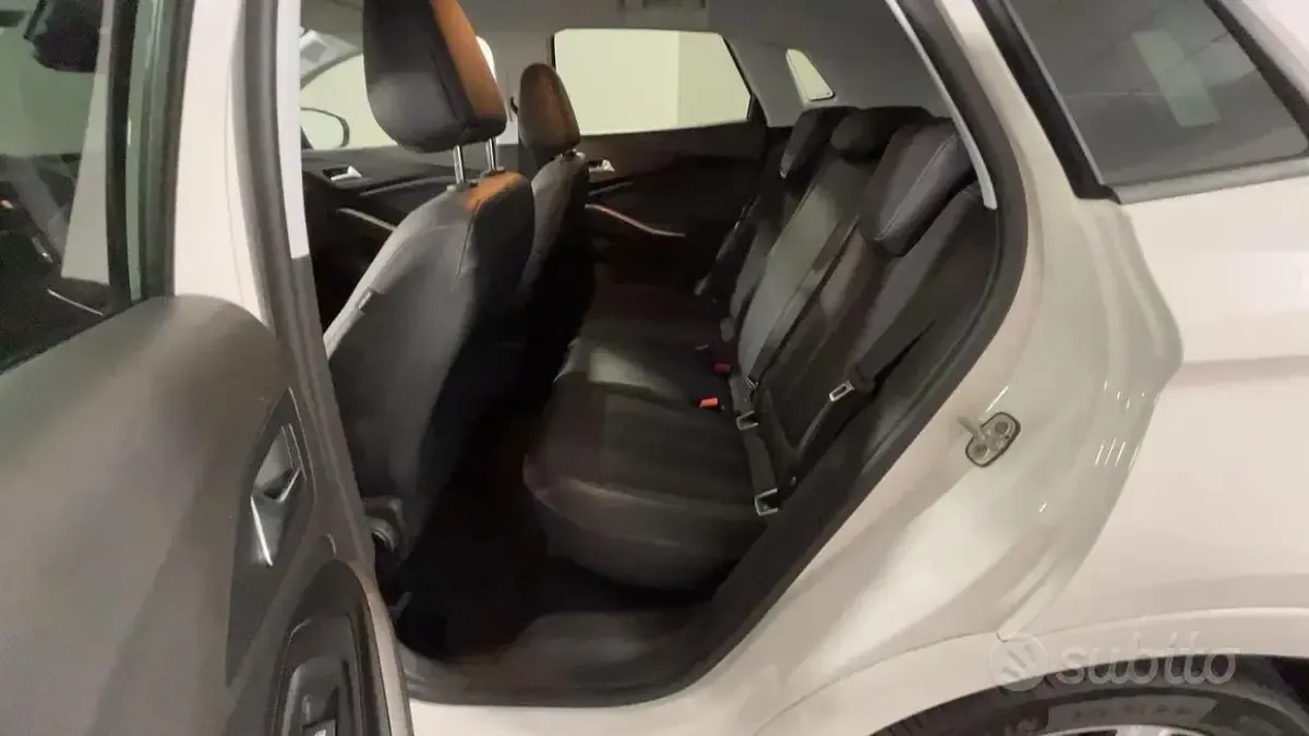 Usata Opel Grandland X Business Elegance 131 CV (96 kW) 2023 Bianco SUV