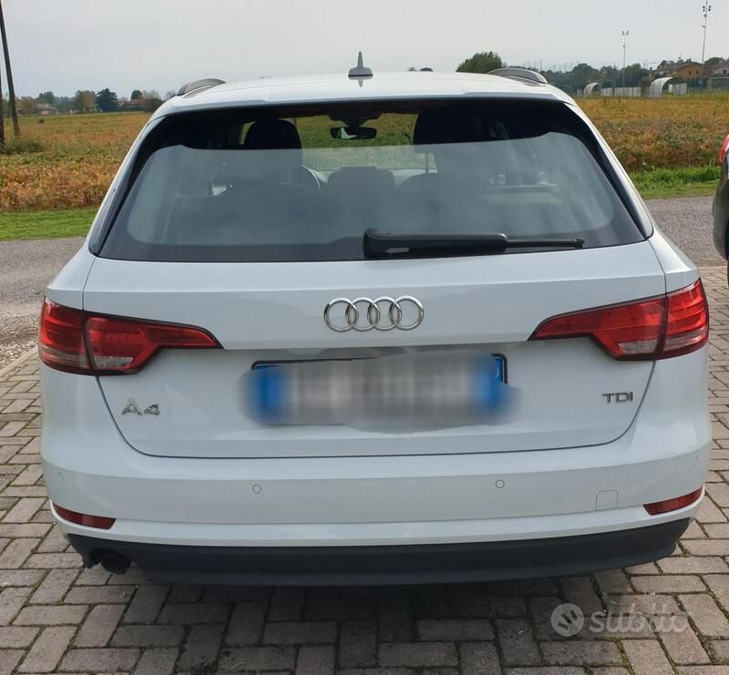 Usata Audi A4 Business 150 CV (110 kW) 2018 Bianco Station wagon