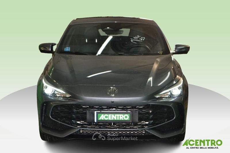 Usata MG MG3 Luxury 102 CV (75 kW) 2025 Gray Utilitaria