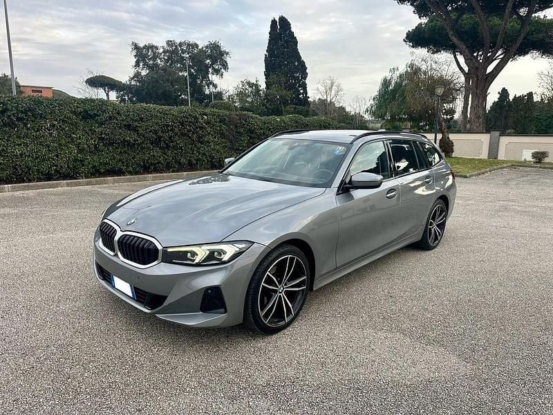 Usata BMW 318 149 CV (109 kW) 2022 Grigio Station wagon