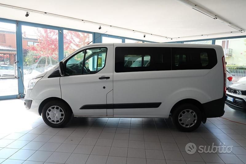 Usata Ford Transit Custom Trend 131 CV (96 kW) 2017 Bianco Station wagon