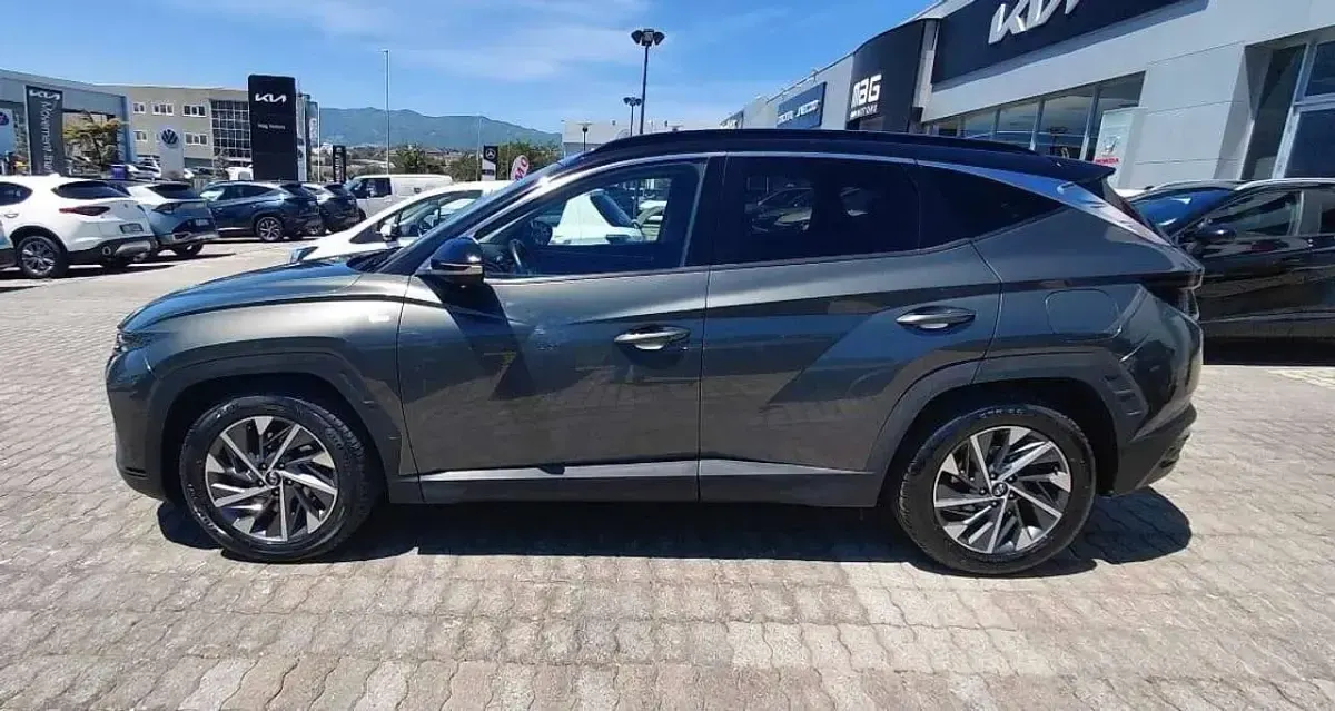 Usata Hyundai Tucson 150 CV (110 kW) 2021 Blu/azzurro SUV