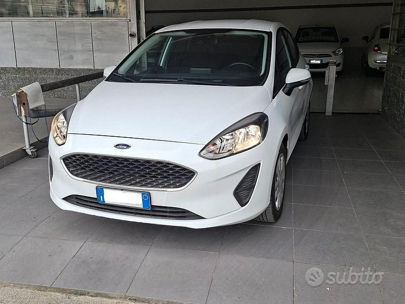 Usata Ford Fiesta 86 CV (63 kW) 2019 Bianco Utilitaria