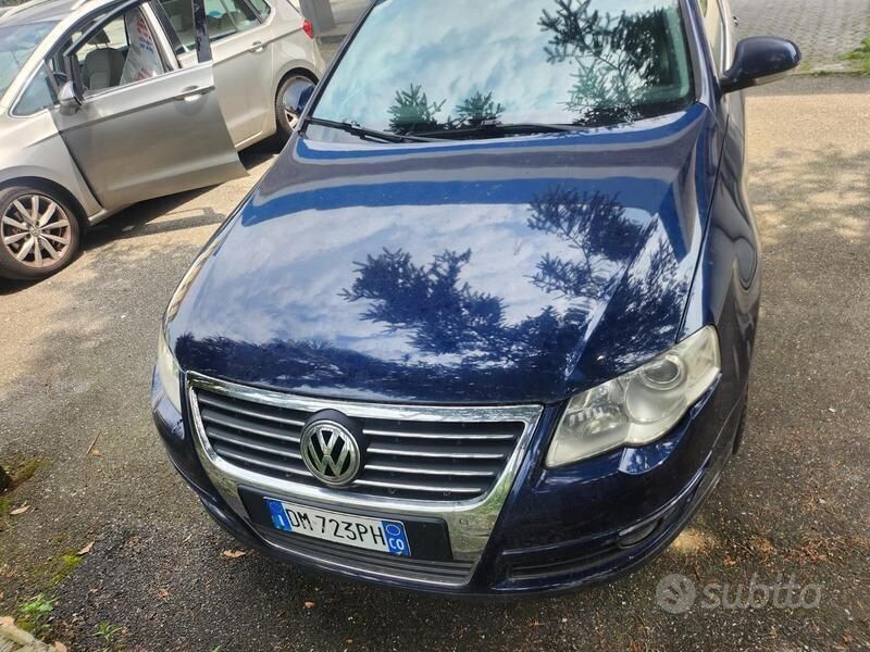Usata VW Passat 140 CV (102 kW) 2008 Blu Station wagon
