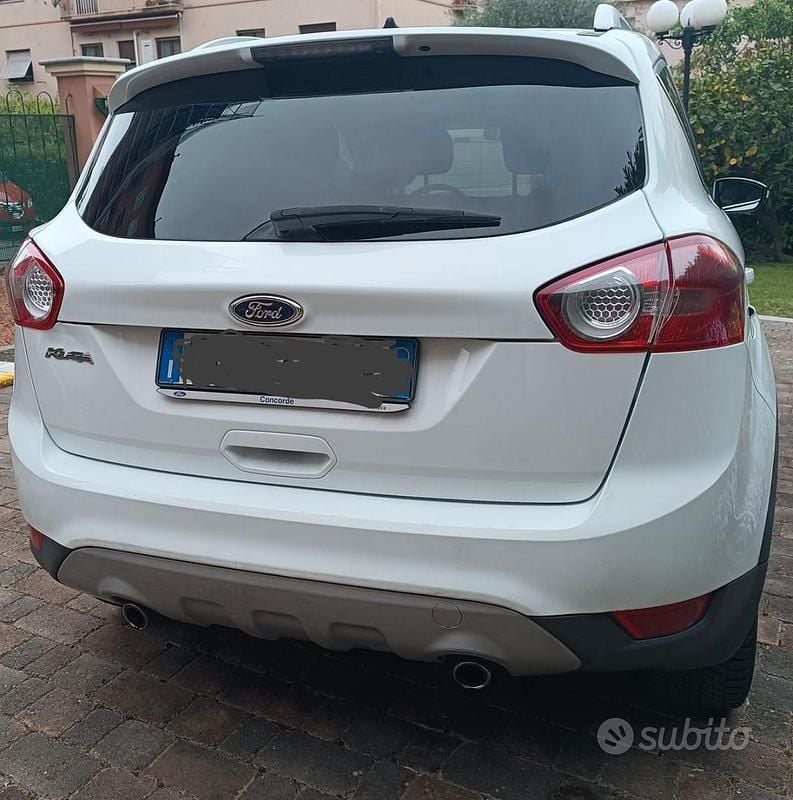 Usata Ford Kuga 140 CV (102 kW) 2012 Bianco SUV