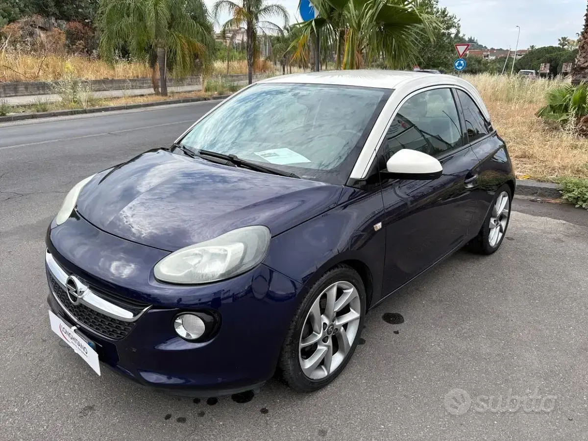 Usata Opel Adam 69 CV (50 kW) 2014 Blu Utilitaria