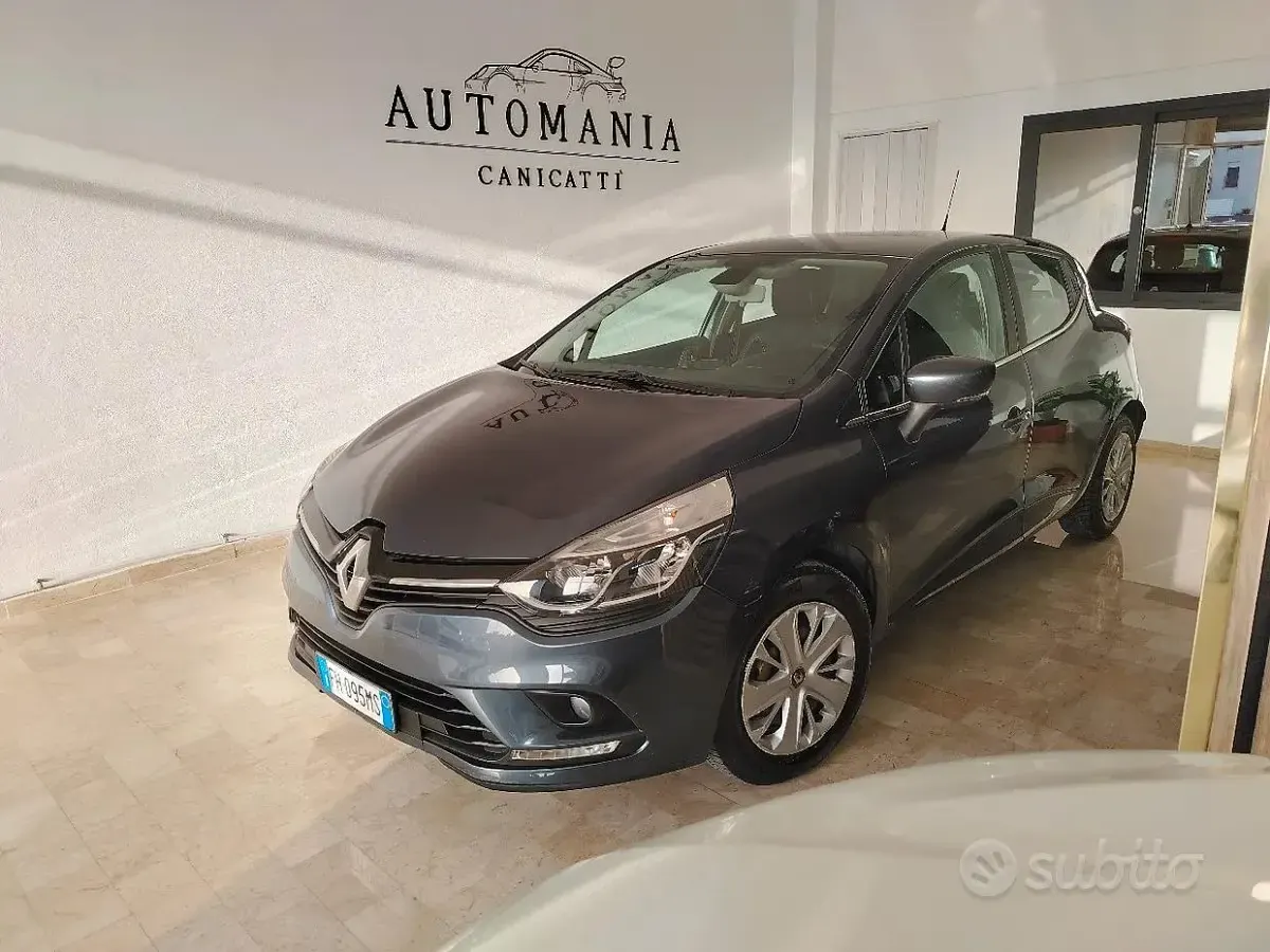 Usata Renault Clio IV 75 CV (55 kW) 2017 Grigio Berlina