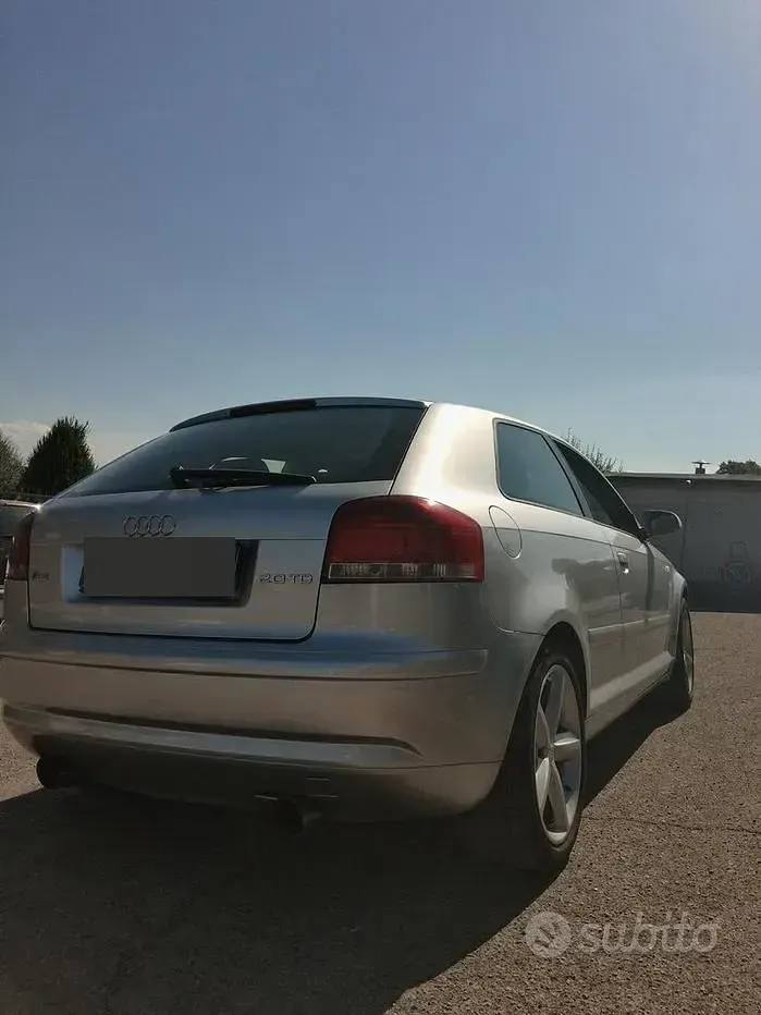 Usata Audi A3 140 CV (102 kW) 2003 Grigio Utilitaria