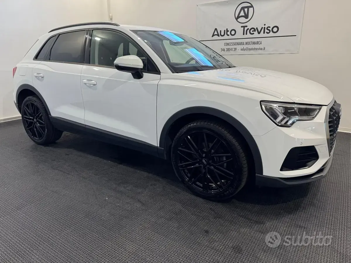 Usata Audi Q3 Advanced 150 CV (110 kW) 2023 Bianco SUV