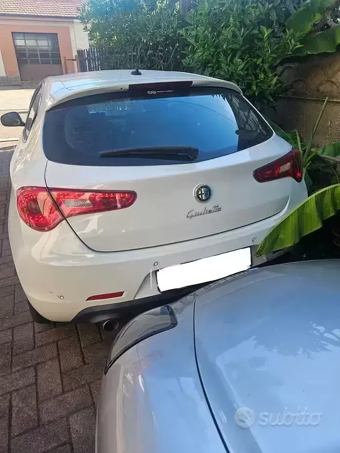 Usata Alfa Romeo Giulietta Exclusive 175 CV (128 kW) 2014 Bianco Utilitaria