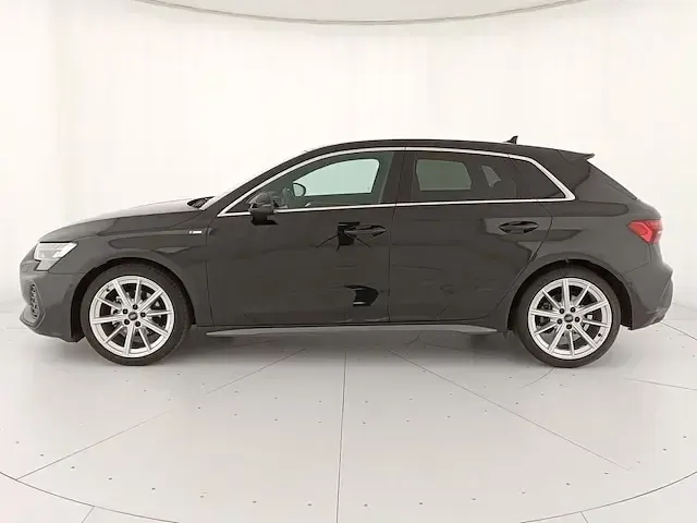 Usata Audi A3 S-Line 150 CV (110 kW) 2025 0e nero mito metallizzato Berlina