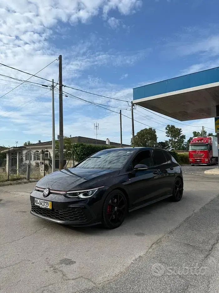 Usata VW Golf VIII GTI 245 CV (180 kW) 2022 Nero Berlina