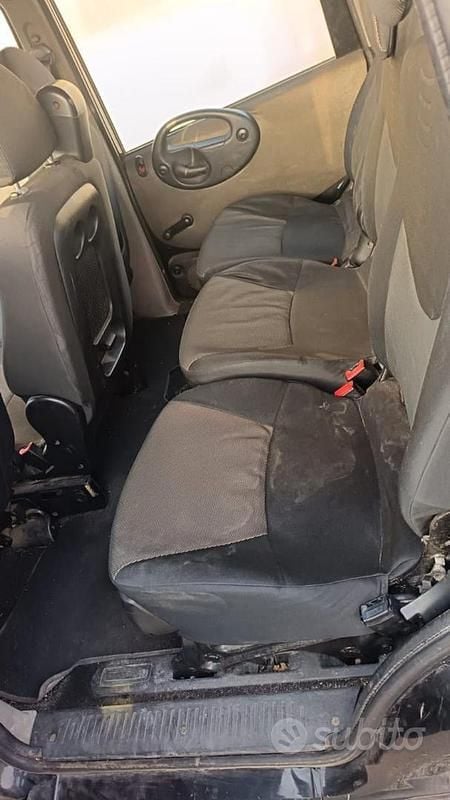 Usata Fiat Multipla 120 CV (88 kW) 2009 Nero Monovolume