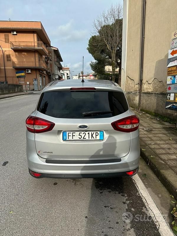 Usata Ford C-MAX 120 CV (88 kW) 2017 Monovolume