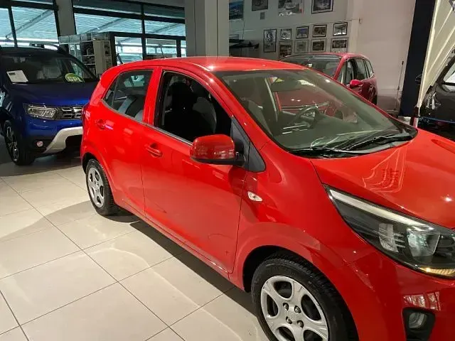 Usata Kia Picanto Active 67 CV (49 kW) 2018 Rosso Utilitaria