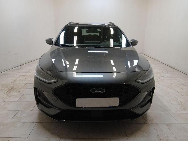 Usata Ford Focus ST-Line 116 CV (85 kW) 2024 Grigio Station wagon