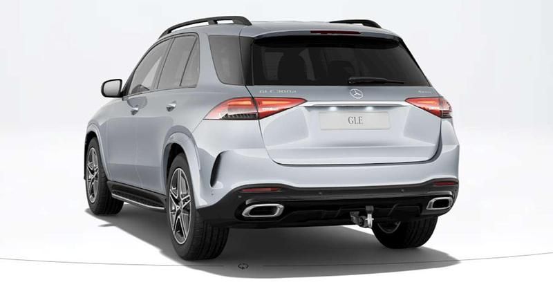 Nuova Mercedes GLE300 Advanced Plus 269 CV (197 kW) 2026 Argento SUV