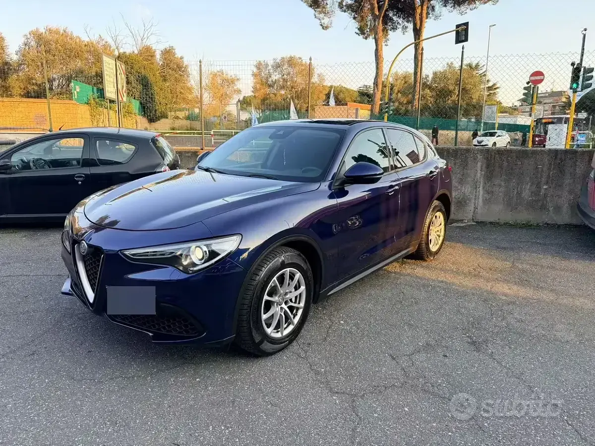 Usata Alfa Romeo Stelvio 2018 Blu SUV