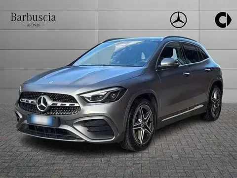 Begagnad Mercedes GLA200 Advanced Plus 150 HK (110 kW) 2024 SUV