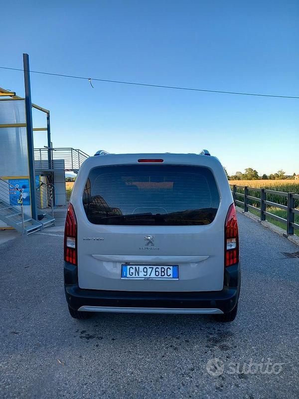 Usata Peugeot Rifter 110 CV (80 kW) 2019 Monovolume