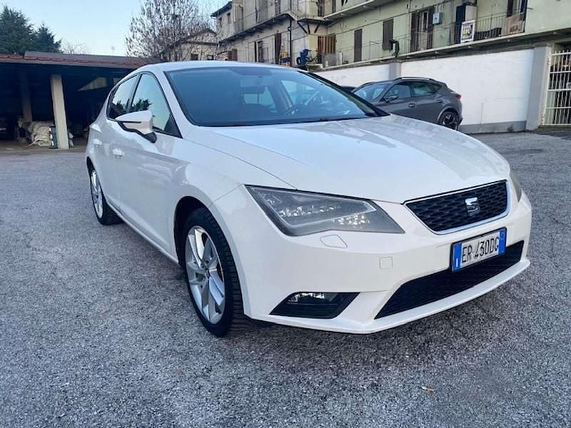 Usata Seat Leon Style 105 CV (77 kW) 2013 Bianco Berlina