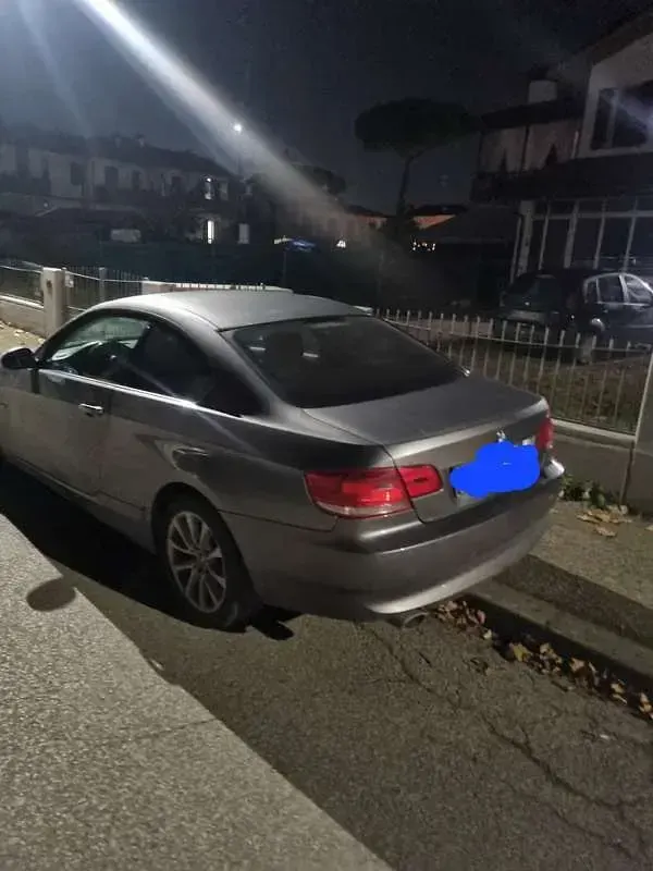 Usata BMW 320 177 CV (130 kW) 2007 Coupé
