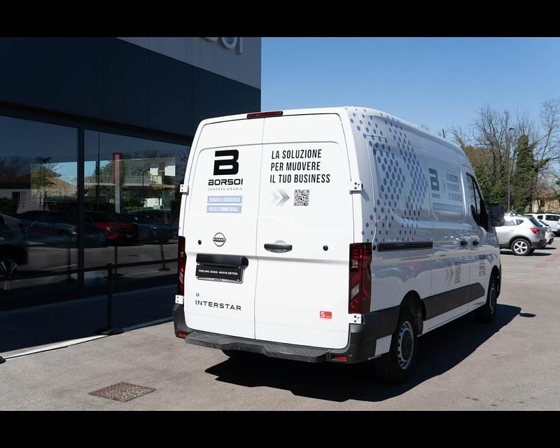 Nuova Nissan Interstar 22 CV (16 kW) 2026 Mineral white Furgone