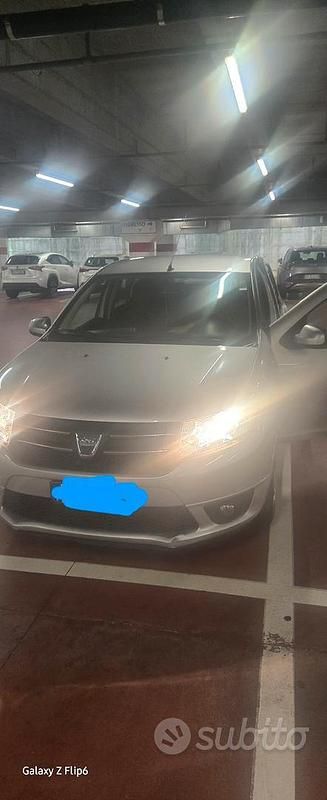 Usata Dacia Sandero 75 CV (55 kW) 2013 Grigio Utilitaria