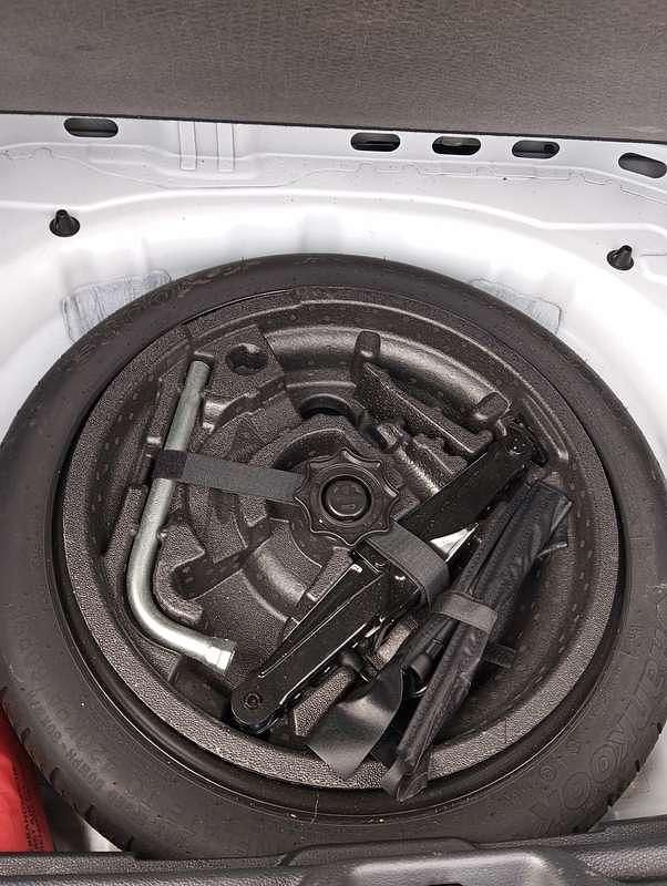 Usata Audi Q2 Business 116 CV (85 kW) 2019 Bianco SUV