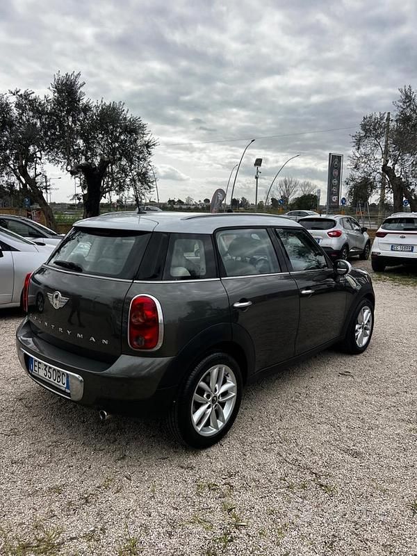 Usata Mini Cooper Countryman 111 CV (81 kW) 2011 Verde SUV