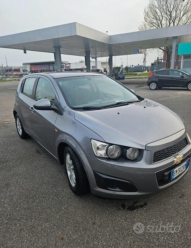 Usata Chevrolet Aveo LS 86 CV (63 kW) 2012 Grigio Berlina