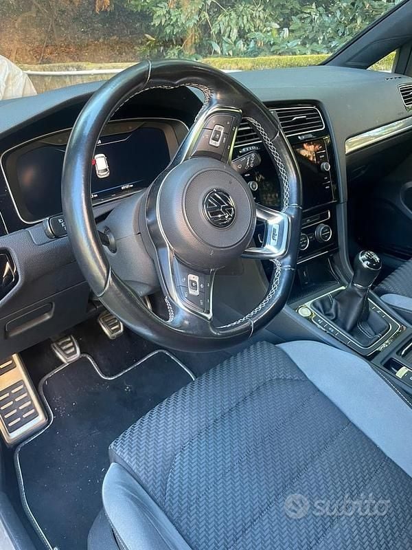 Usata VW Golf VII R-line 105 CV (77 kW) 2019 Bianco Berlina
