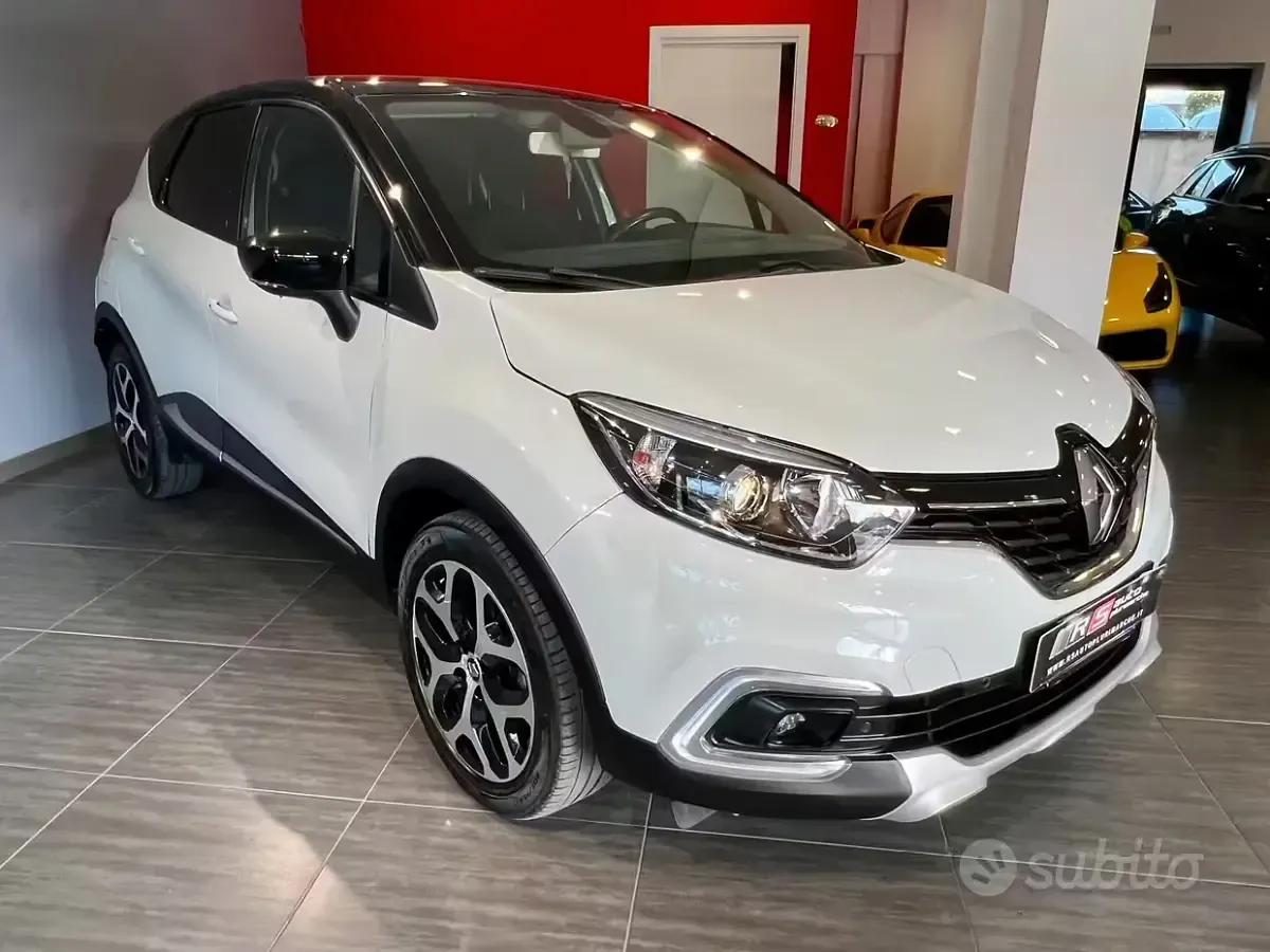 Usata Renault Captur Intens 90 CV (66 kW) 2017 Bianco SUV