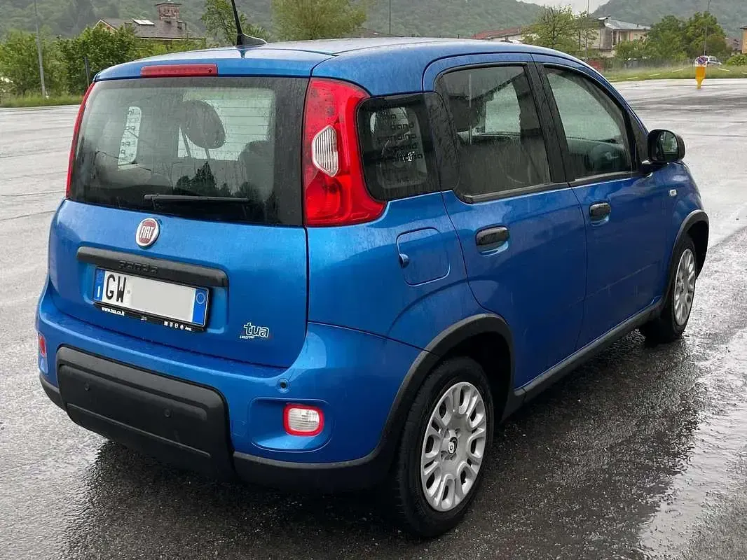 Usata Fiat Panda 67 CV (49 kW) 2024 Blu/azzurro Utilitaria
