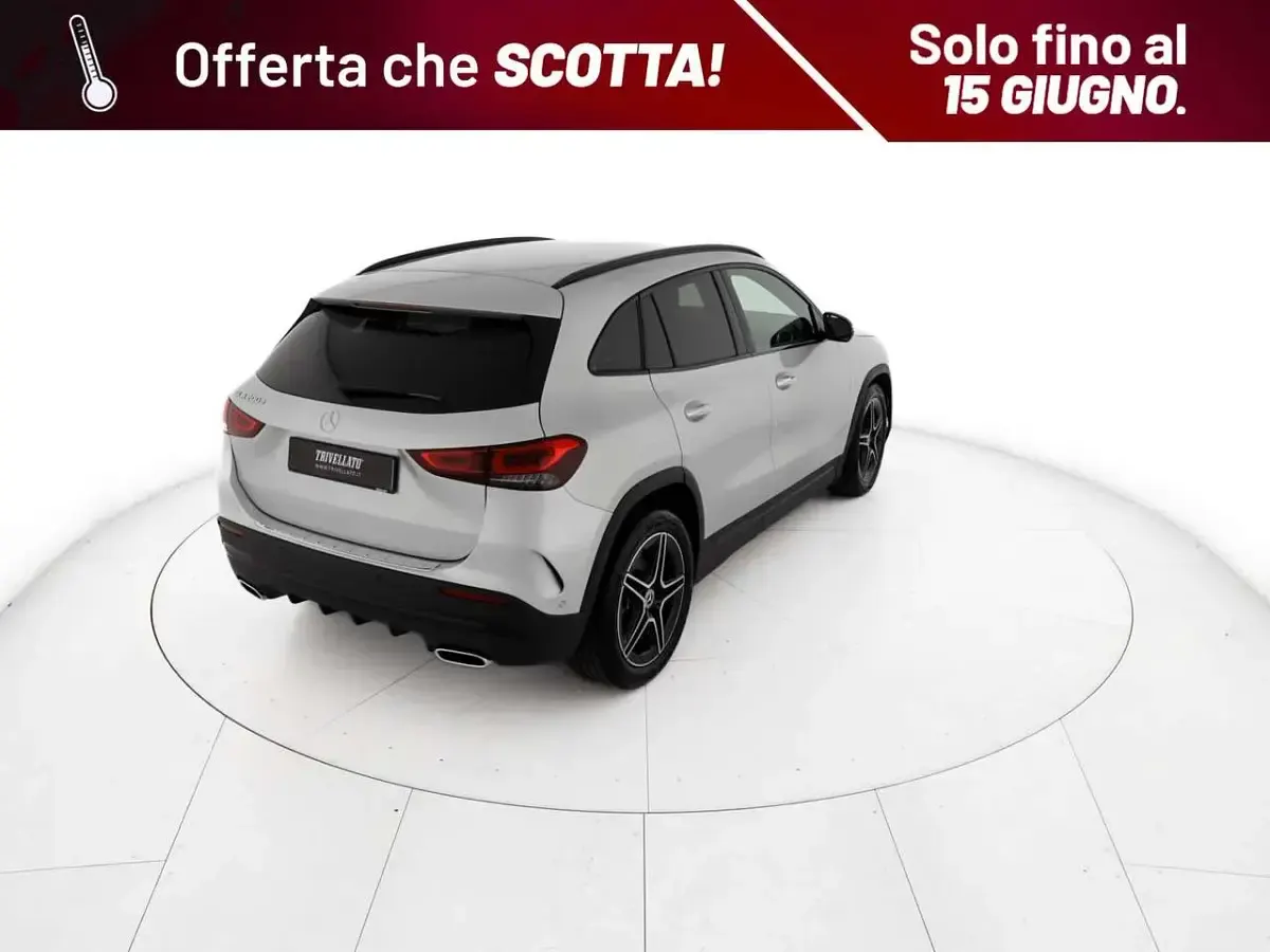 Usata Mercedes GLA200 Premium 150 CV (110 kW) 2022 Argento SUV