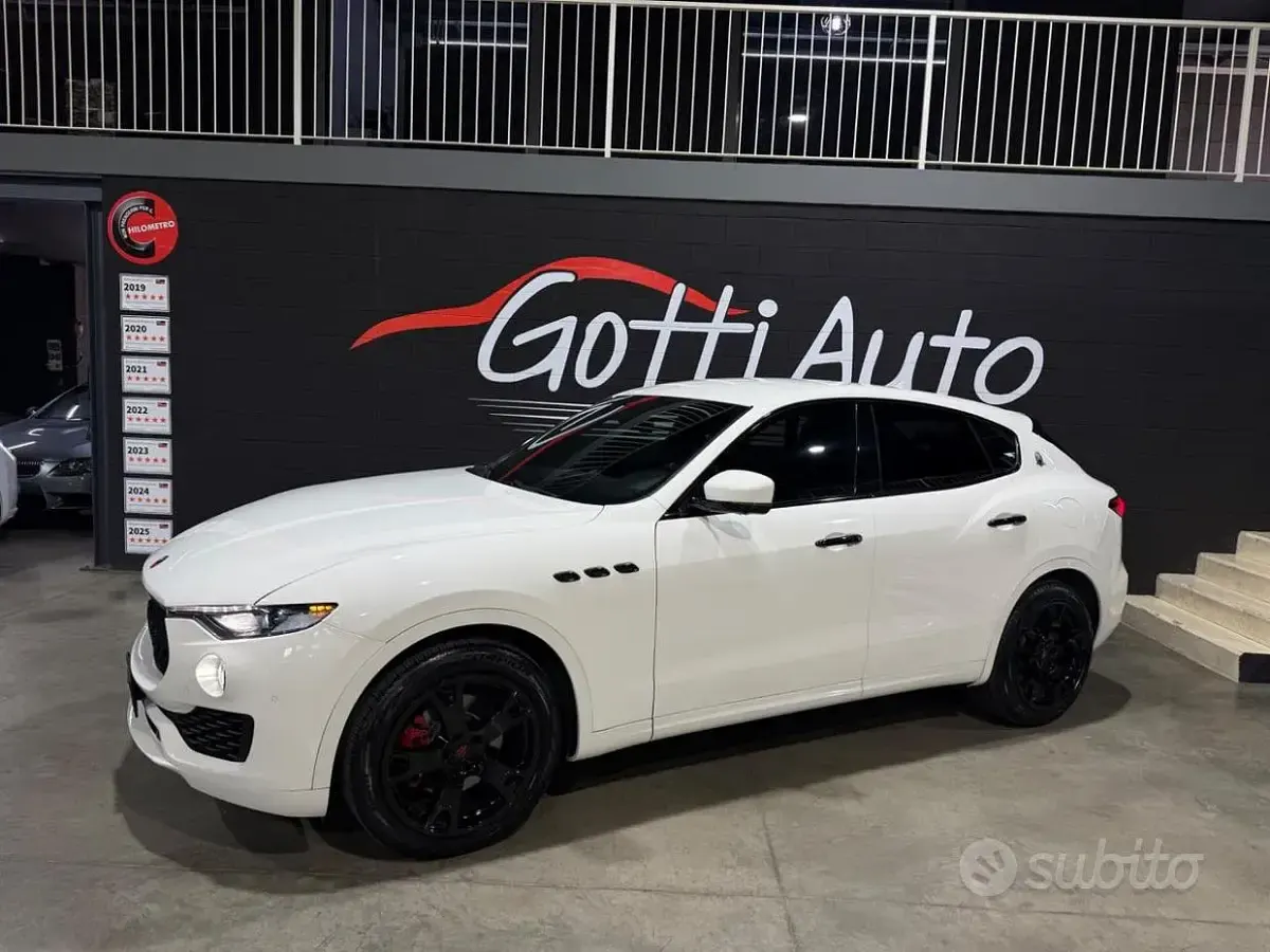 Usata Maserati Levante 349 CV (256 kW) 2021 Bianco SUV