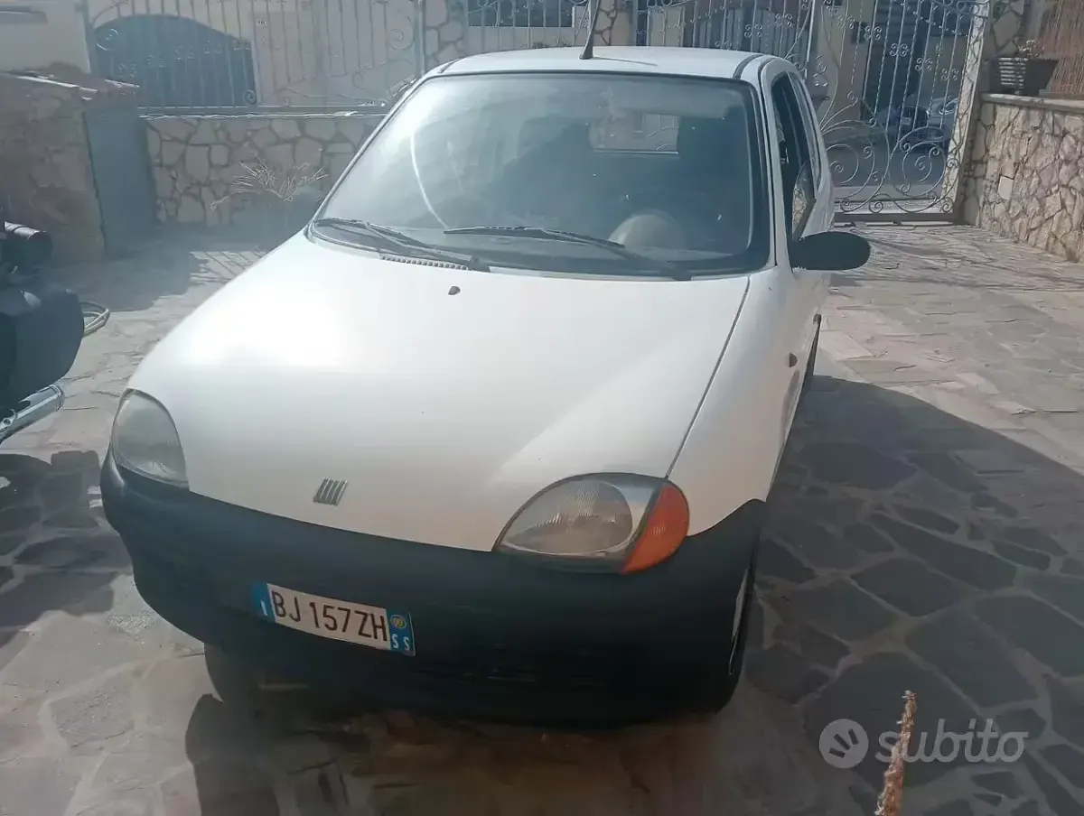 Usata Fiat 600 Young 39 CV (28 kW) 2000 Bianco Berlina