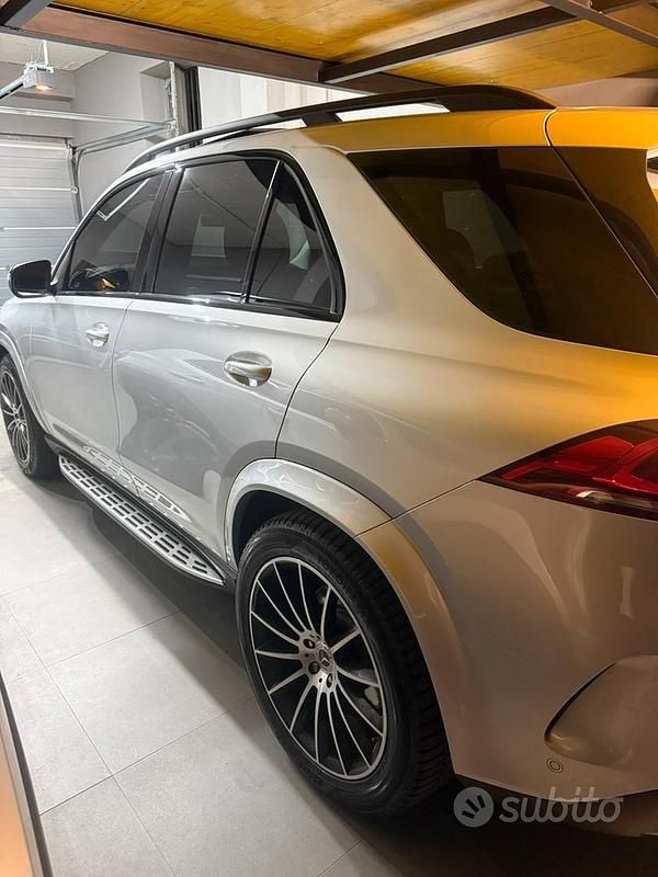 Usata Mercedes GLE300 2021 Grigio Station wagon