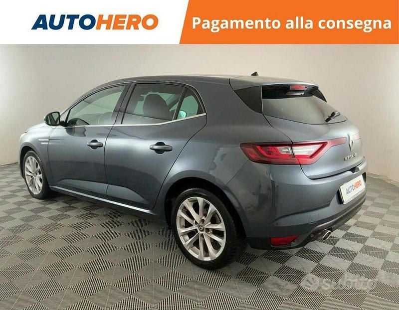 Usata Renault Mégane IV 110 CV (80 kW) 2017 Blu Berlina