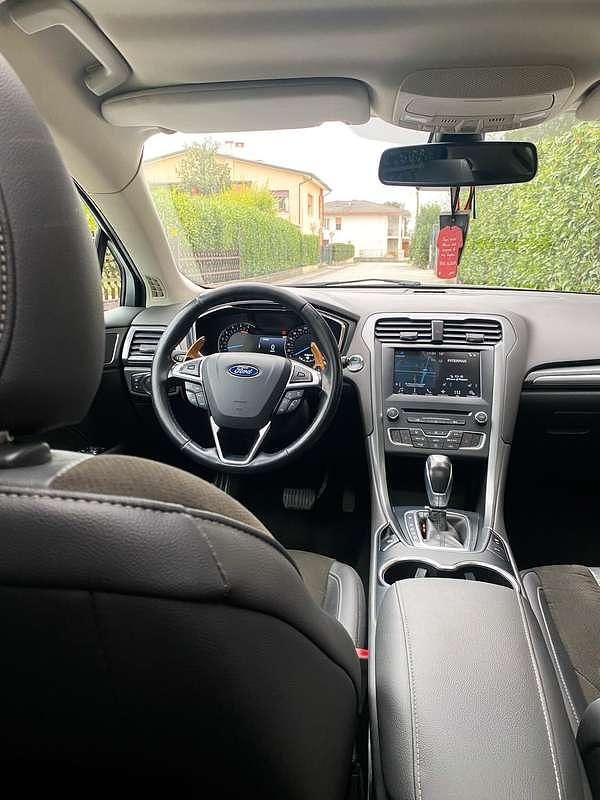 Usata 2017 Ford Mondeo Titanium Tre volumi | 12.300 € (Buon prezzo) - Immagine 1/4