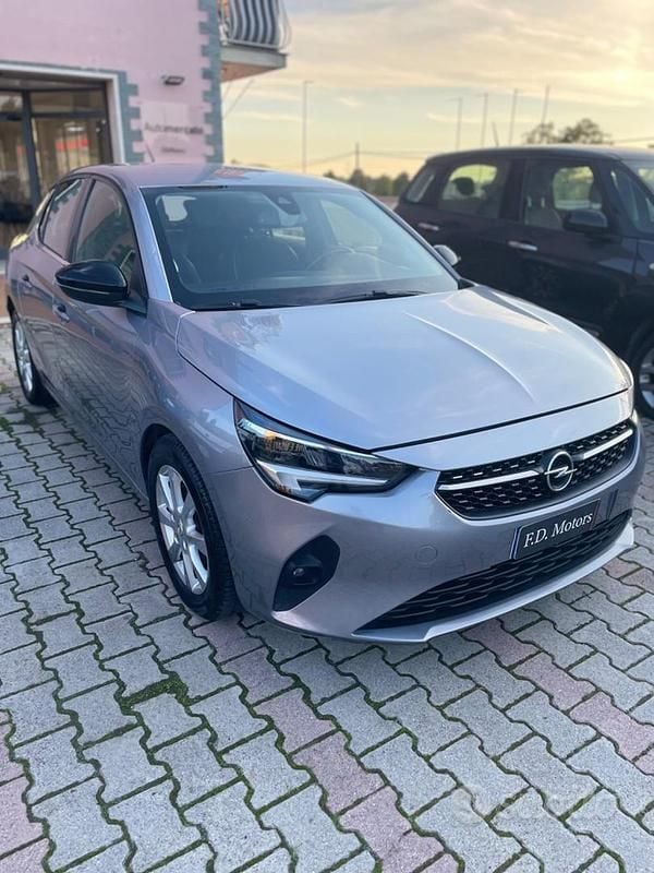 Grigio Usata 2020 Opel Corsa GS Line Tre volumi | 8750 € (Ottimo prezzo) - Immagine 1/4