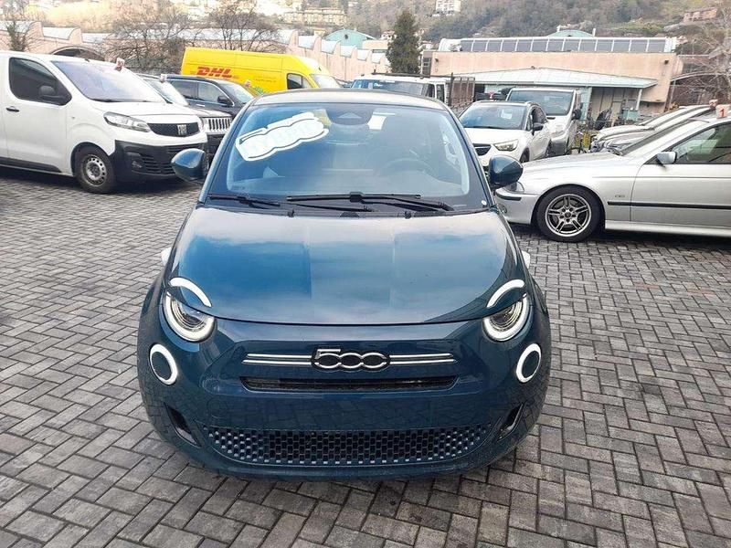 Nuova Fiat 500 65 CV (47 kW) 2026 Blu Berlina
