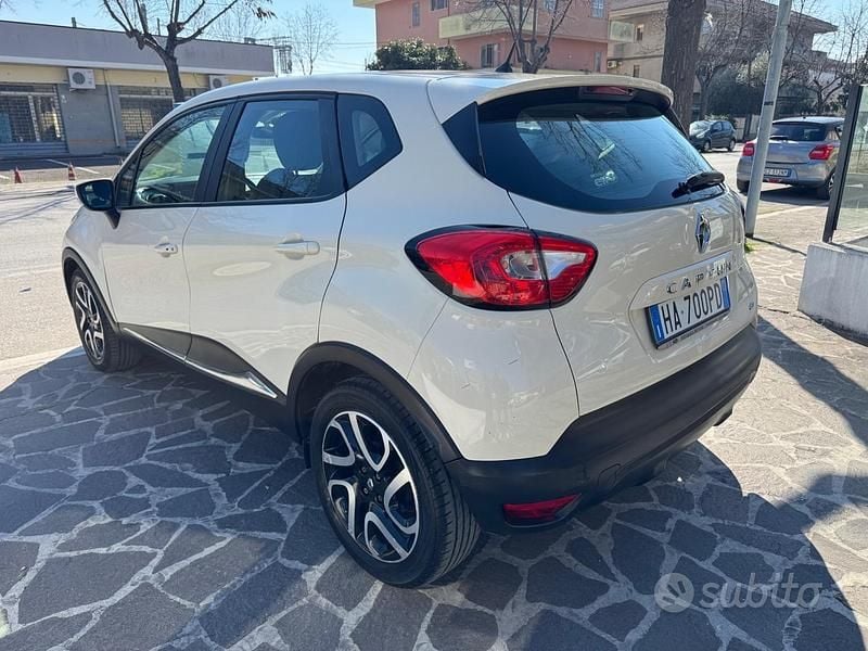 Usata Renault Captur 90 CV (66 kW) 2013 SUV