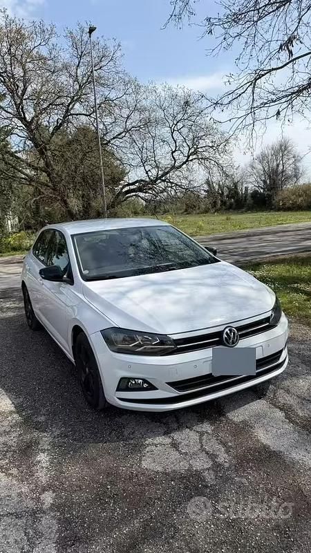 Usata VW Polo Highline 90 CV (66 kW) 2019 Bianco Utilitaria