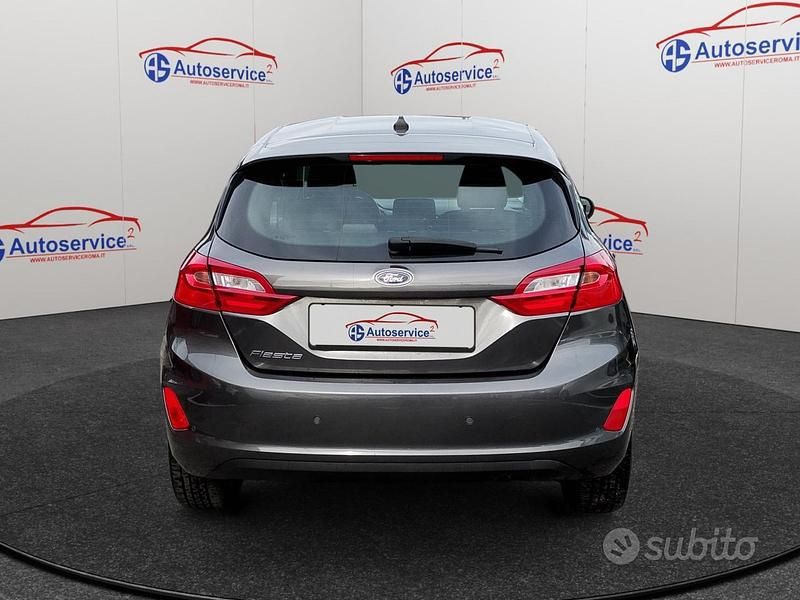 Usata Ford Fiesta Titanium 86 CV (63 kW) 2019 Grigio Berlina